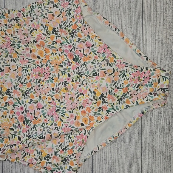 Kona Sol Women's Ditzy Ruffle One Piece Bathing Suit White Floral Print Size L - Picture 5 of 11